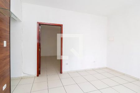 Sala de casa para alugar com 2 quartos, 70m² em Vila Santa Teresinha, São Paulo
