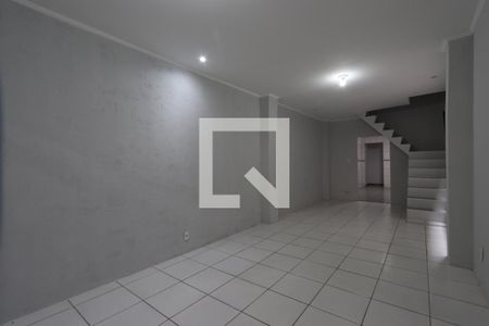 Sala de casa para alugar com 3 quartos, 108m² em São Lucas, São Paulo