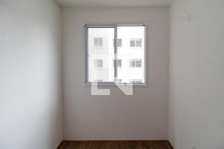 Quarto de apartamento para alugar com 2 quartos, 34m² em Parque Industrial Tomas Edson, São Paulo