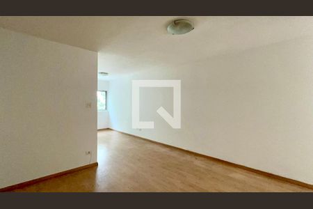 Sala de apartamento à venda com 2 quartos, 83m² em Pinheiros, São Paulo