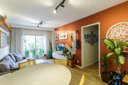 Sala de apartamento para alugar com 2 quartos, 72m² em Vila Olímpia, São Paulo