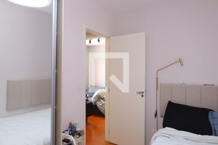 Quarto 1 de apartamento à venda com 2 quartos, 52m² em Vila Carmosina, São Paulo