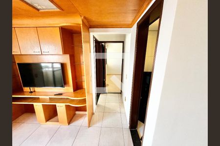 Corredor de apartamento à venda com 2 quartos, 61m² em Santana, São Paulo