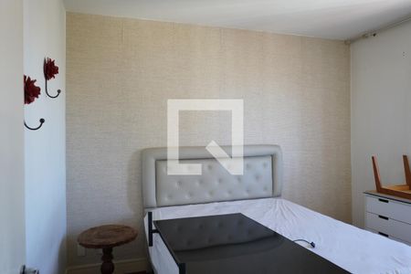 Quarto 2 de apartamento para alugar com 2 quartos, 55m² em Vila Bertioga, São Paulo