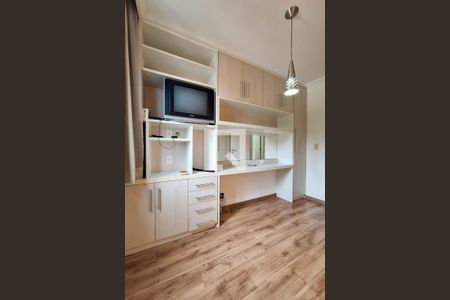 Quarto 1 de apartamento para alugar com 2 quartos, 56m² em Centro, Niterói