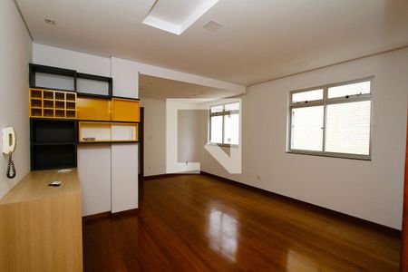Sala  de apartamento para alugar com 3 quartos, 90m² em Buritis, Belo Horizonte