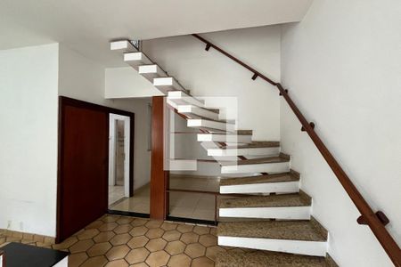 Sala de casa de condomínio à venda com 3 quartos, 204m² em Galeão, Rio de Janeiro