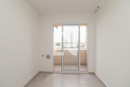 Sala de apartamento para alugar com 2 quartos, 35m² em Vila Antonieta, São Paulo