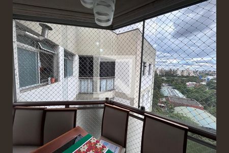 Sala  de apartamento para alugar com 2 quartos, 67m² em Jardim Anhanguera, São Paulo