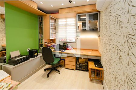 Quarto 2 de apartamento para alugar com 3 quartos, 80m² em Monsenhor Messias, Belo Horizonte