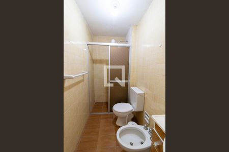 Banheiro de apartamento à venda com 1 quarto, 40m² em Botafogo, Campinas