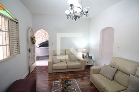 Sala de casa à venda com 3 quartos, 280m² em Eldorado, Contagem