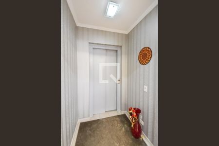 Hall privativo elevador de apartamento à venda com 4 quartos, 165m² em Vila Deodoro, São Paulo