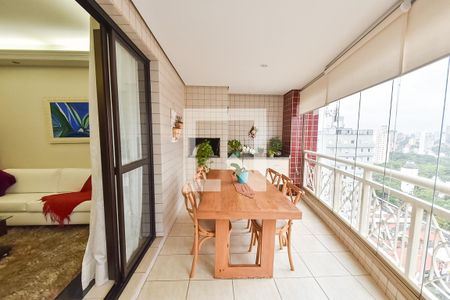 Varanda de apartamento à venda com 4 quartos, 165m² em Vila Deodoro, São Paulo
