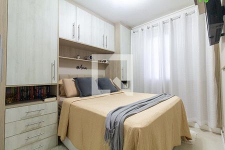 Quarto 1 de apartamento para alugar com 2 quartos, 50m² em Jardim Cotinha, São Paulo