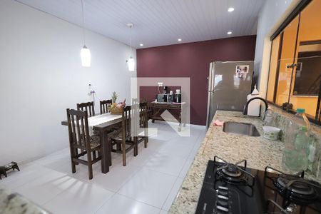 Cozinha de casa à venda com 3 quartos, 178m² em Jardim Guarará, Santo André