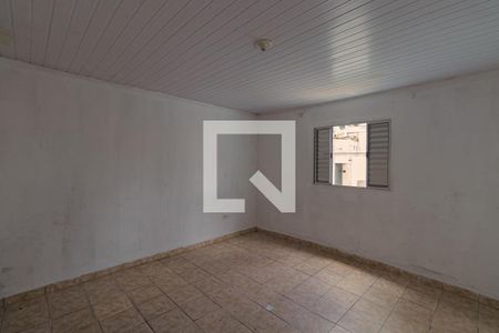 Quarto de casa para alugar com 1 quarto, 80m² em Vila Dalila, São Paulo