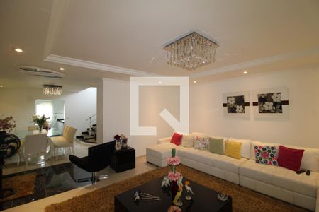 Sala de casa à venda com 6 quartos, 373m² em Jardim São Paulo, São Paulo