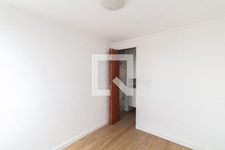 Quarto 2 de apartamento para alugar com 2 quartos, 47m² em Conjunto Residencial José Bonifácio, São Paulo