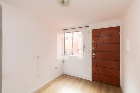 Sala de apartamento para alugar com 2 quartos, 47m² em Conjunto Residencial José Bonifácio, São Paulo