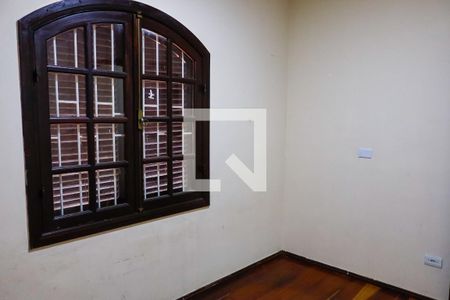 Quarto 1 de casa para alugar com 3 quartos, 180m² em São Pedro, Osasco