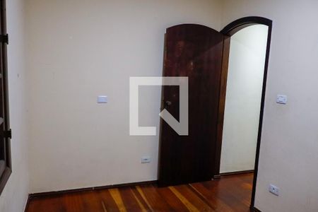 Quarto 1 de casa para alugar com 3 quartos, 180m² em São Pedro, Osasco