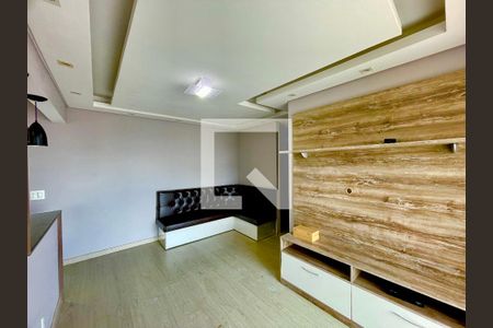 Apartamento à venda com 2 quartos, 56m² em Vila Galvão, Guarulhos