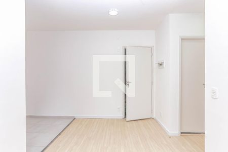 Sala de apartamento para alugar com 2 quartos, 42m² em Vila Vermelha, São Paulo