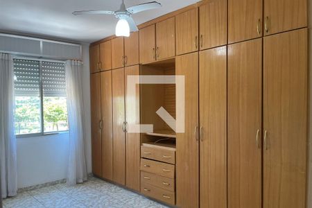 Quarto 1 de apartamento para alugar com 2 quartos, 86m² em Gonzaga, Santos