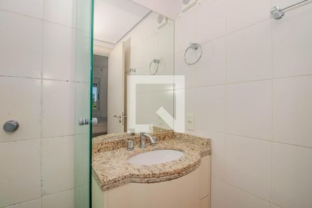 Banheiro da Suíte de apartamento para alugar com 1 quarto, 69m² em Petrópolis, Porto Alegre