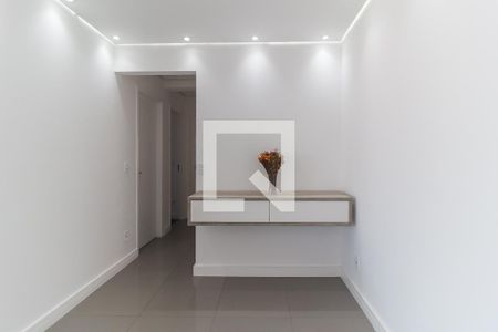 Sala de apartamento para alugar com 3 quartos, 97m² em Jardim Marica, Mogi das Cruzes
