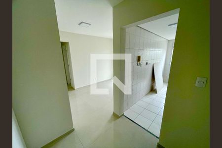 Hall de apartamento para alugar com 2 quartos, 64m² em Macedo, Guarulhos