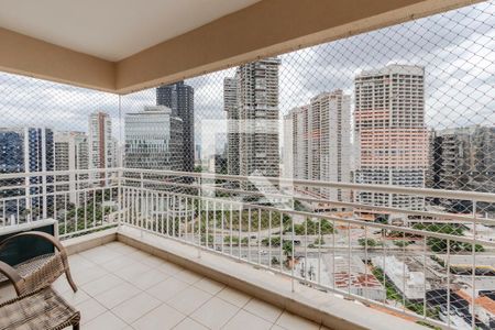 Varanda de apartamento para alugar com 2 quartos, 67m² em Santo Amaro, São Paulo