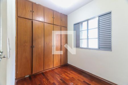 Quarto 2 de casa para alugar com 3 quartos, 125m² em Jardim Ester Yolanda, São Paulo