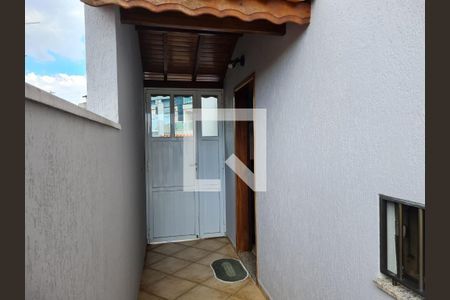 Casa à venda com 3 quartos, 249m² em Parque Sao Domingos, São Paulo
