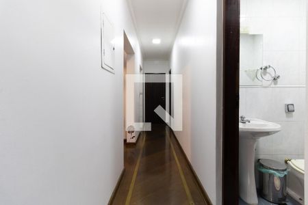 Corredor de casa para alugar com 4 quartos, 360m² em Vila Moraes, São Paulo