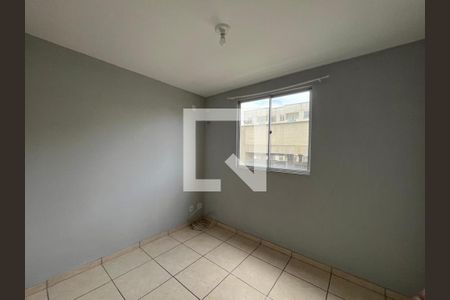 Quarto 1 de apartamento para alugar com 2 quartos, 54m² em Taquara, Rio de Janeiro