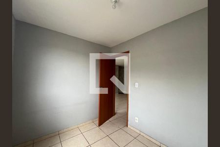 Quarto 1 de apartamento para alugar com 2 quartos, 54m² em Taquara, Rio de Janeiro
