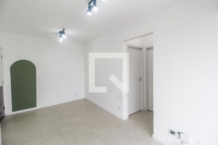 Sala de apartamento para alugar com 2 quartos, 45m² em Jardim Copiuva, Carapicuíba