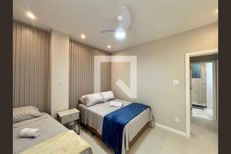 Quarto 1 de apartamento à venda com 2 quartos, 75m² em Copacabana, Rio de Janeiro