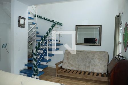 Casa de Condomínio para alugar com 3 quartos, 89m² em Paisagem Renoir, Cotia