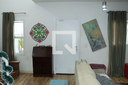 Casa de Condomínio para alugar com 3 quartos, 89m² em Paisagem Renoir, Cotia