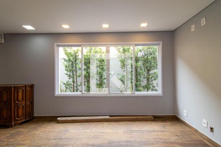 Sala de casa de condomínio para alugar com 3 quartos, 258m² em Chácara Santa Margarida, Campinas