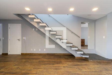 Sala de casa de condomínio para alugar com 3 quartos, 258m² em Chácara Santa Margarida, Campinas