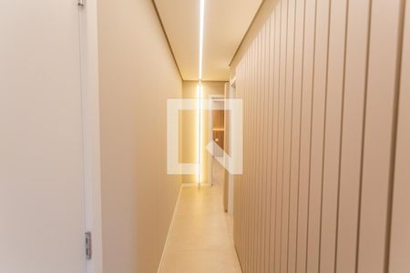 Corredor de apartamento à venda com 2 quartos, 60m² em Lourdes, Belo Horizonte