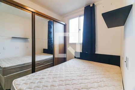 Quarto 1 de apartamento para alugar com 2 quartos, 40m² em Jardim Peri Peri, São Paulo