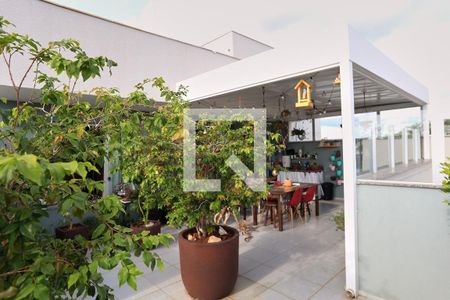 Apartamento à venda com 106m², 2 quartos e 2 vagasCobertura