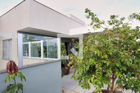 Apartamento à venda com 106m², 2 quartos e 2 vagasCobertura