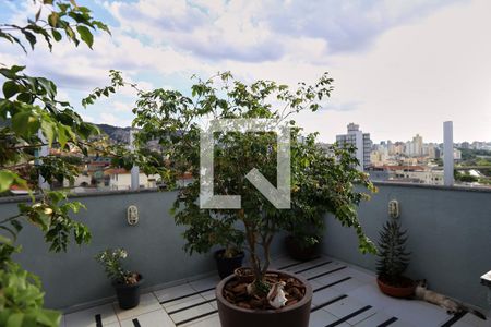 Apartamento à venda com 106m², 2 quartos e 2 vagasCobertura