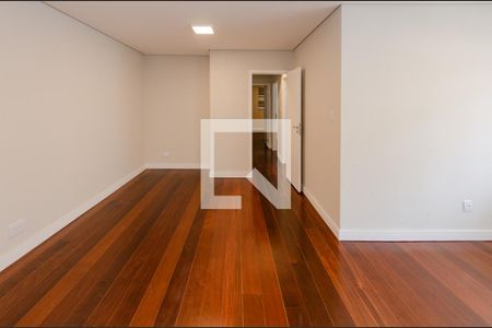 Sala de apartamento à venda com 3 quartos, 110m² em Santo Antônio, Belo Horizonte